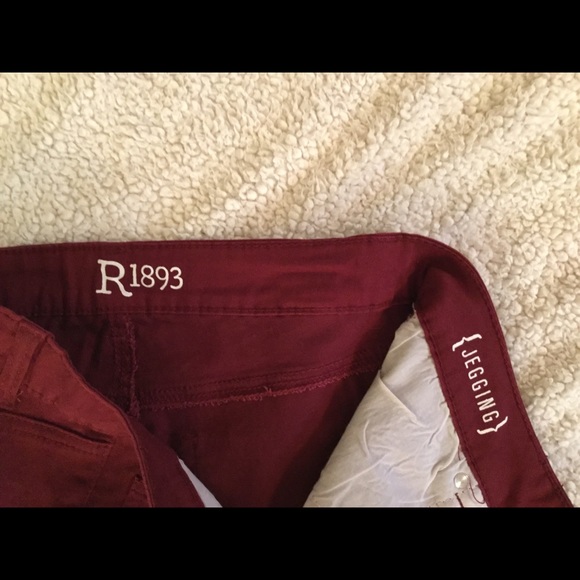 NEW Burgundy straight leg pants - Picture 4 of 5